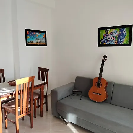 Apartment Taurasi White
